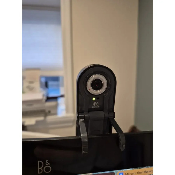 LOGITECH QuickCam USB WebCam Camera V-UJ15 For Notebooks 4.F5 w/ Case - Picture 8 of 11